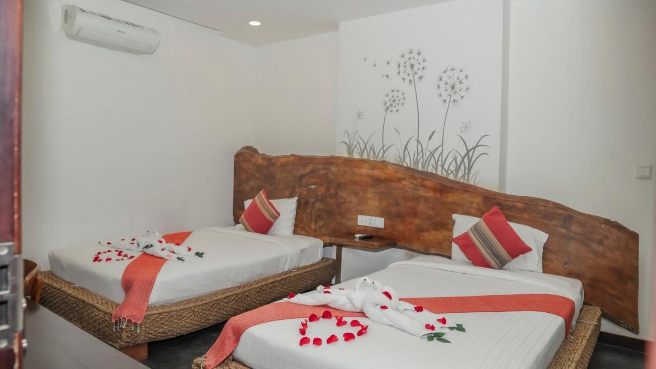 Monsoon Bassac Hotel Phnom Penh Exterior photo