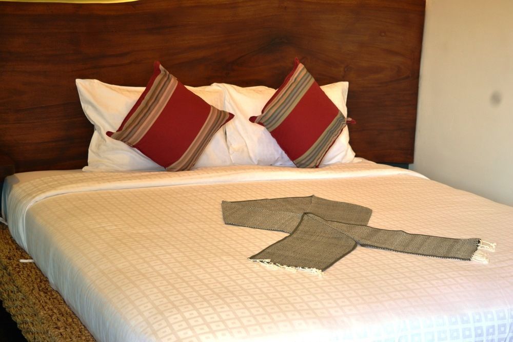 Monsoon Bassac Hotel Phnom Penh Exterior photo